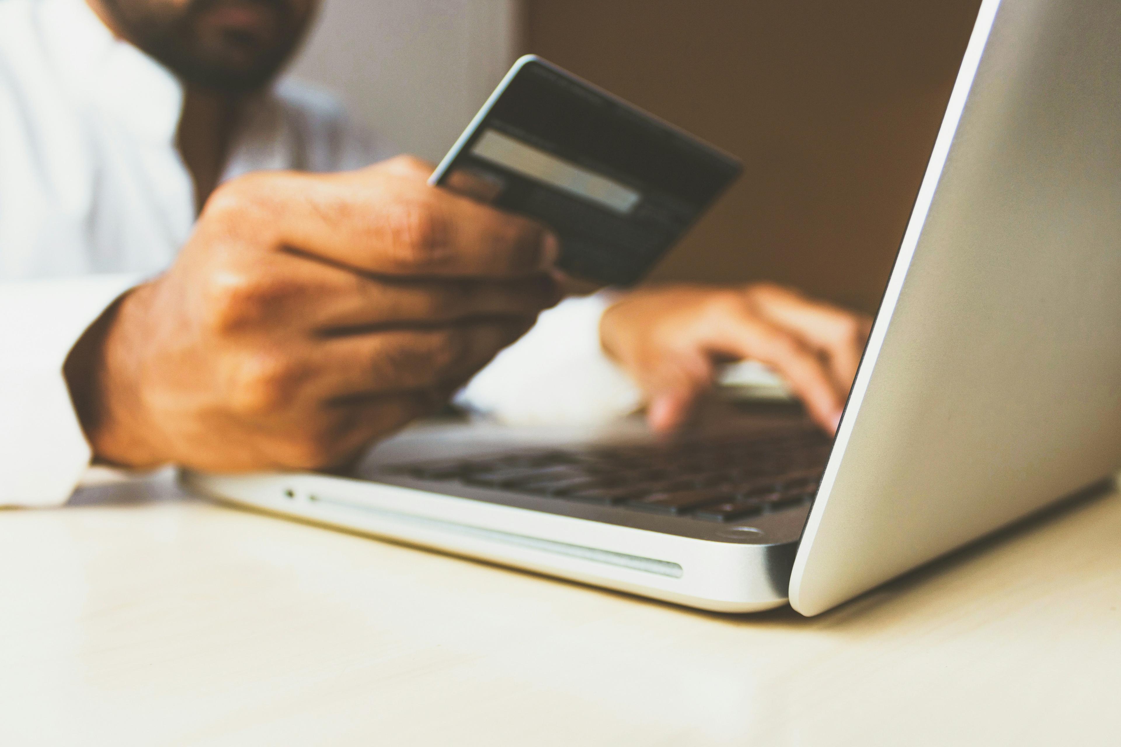 Cloud POS vs Traditional POS: Which Is Right for Your Business?